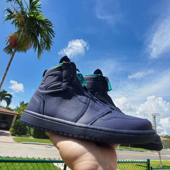 Jordan 1 *Rare* - Picture 1 of 11